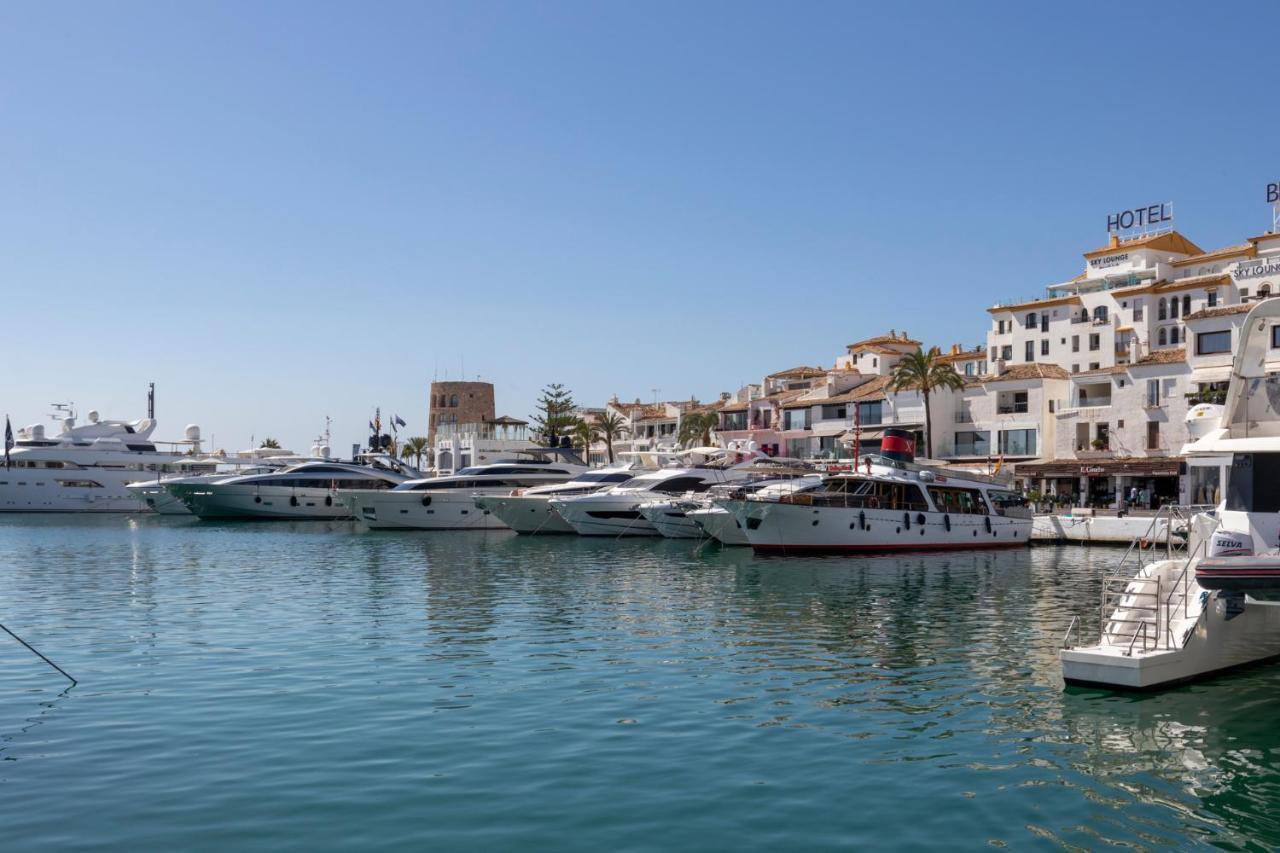 Apartmán Luxurious Frontline Penthouse In Puerto Banus Marbella Exteriér fotografie